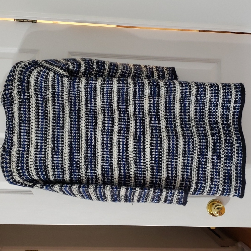 Sweater - Picture 2 of 4